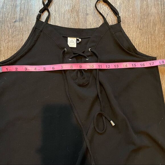 Paper Crane Adjustable Tank Top with Lace-up detailing - M - Picture 7 of 7